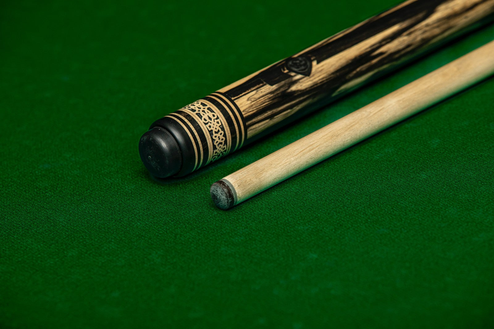 Moon Ebony 12