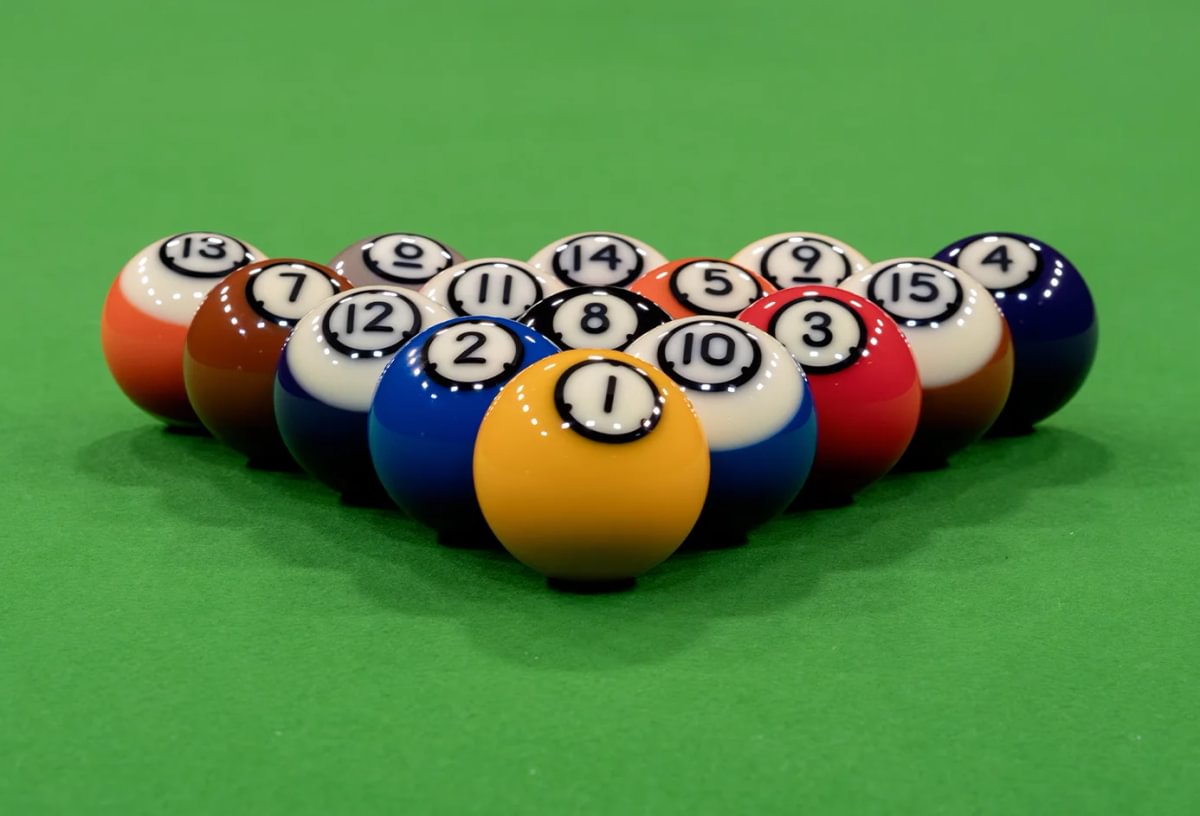 Pool Rhodium detail