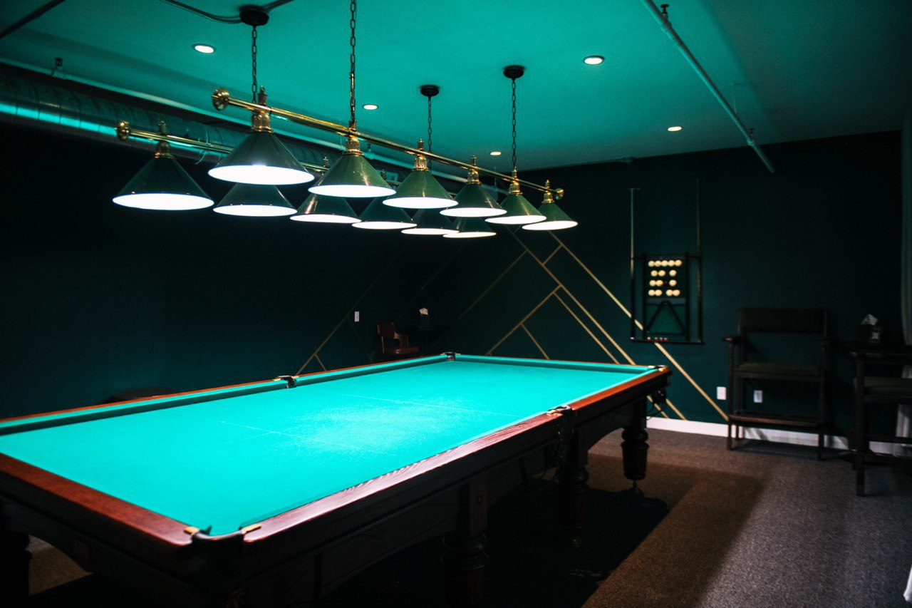 Buffalo 12 ft “Hetman” table